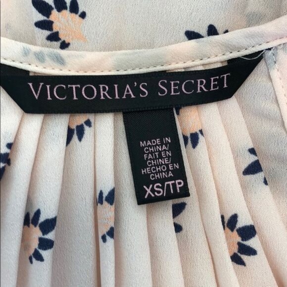 VICTORIA'S SECRET Pink Floral Pleated Back Top - XS - Picture 7 of 8